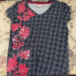 Women’s casual shirt